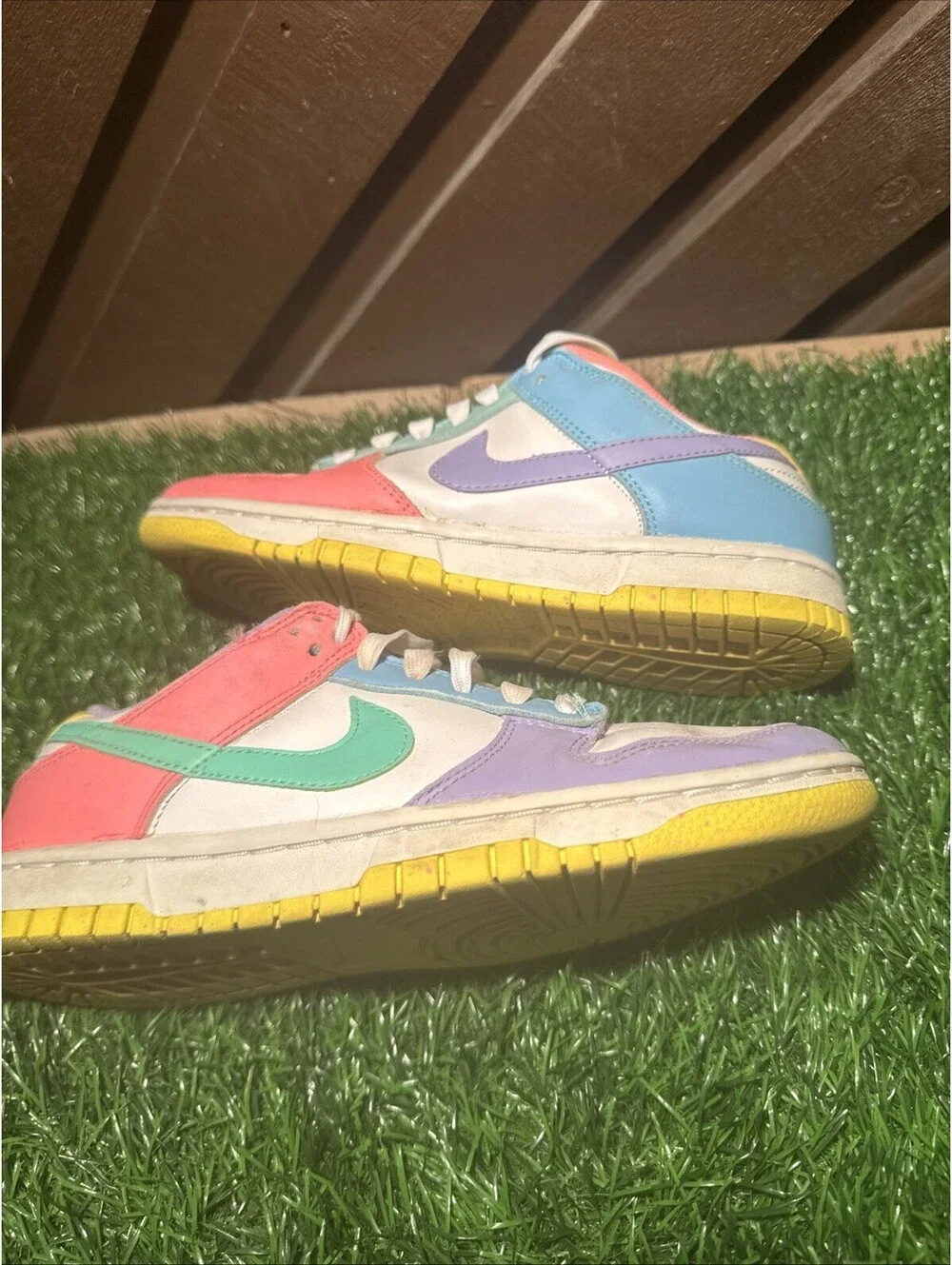 Size 6 - Nike Dunk SE Low Candy W